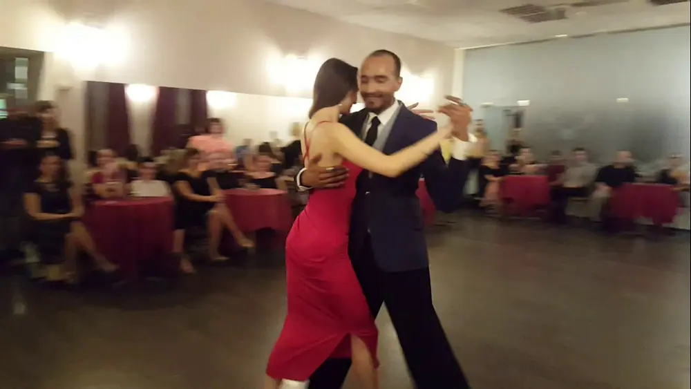 Video thumbnail for Rony Joel Ndinga & Ксения Селюк @ Milonga "El Salon" 3/3