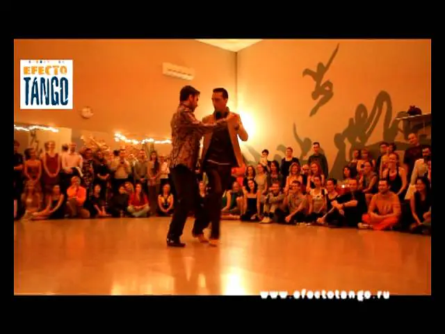 Video thumbnail for Martin Maldonado y Maurizio Ghella dance Pata Ancha (by Color Tango) on milonga Alma del Fuego