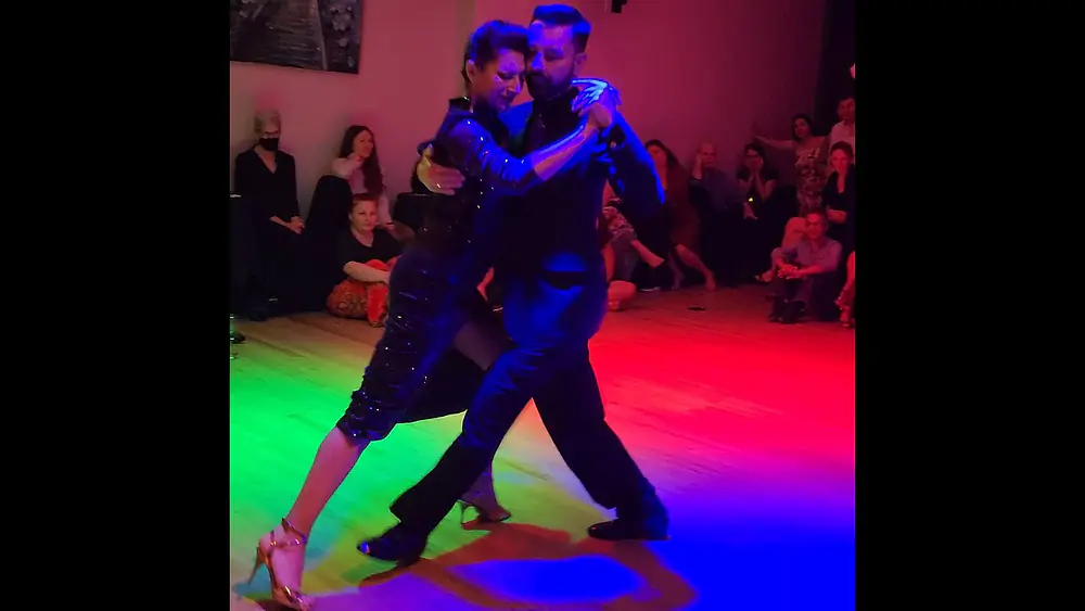 Video thumbnail for Argentine tango: Javier Rodriguez & Moira Castellano - Milonga Del Ochenta Y Tres