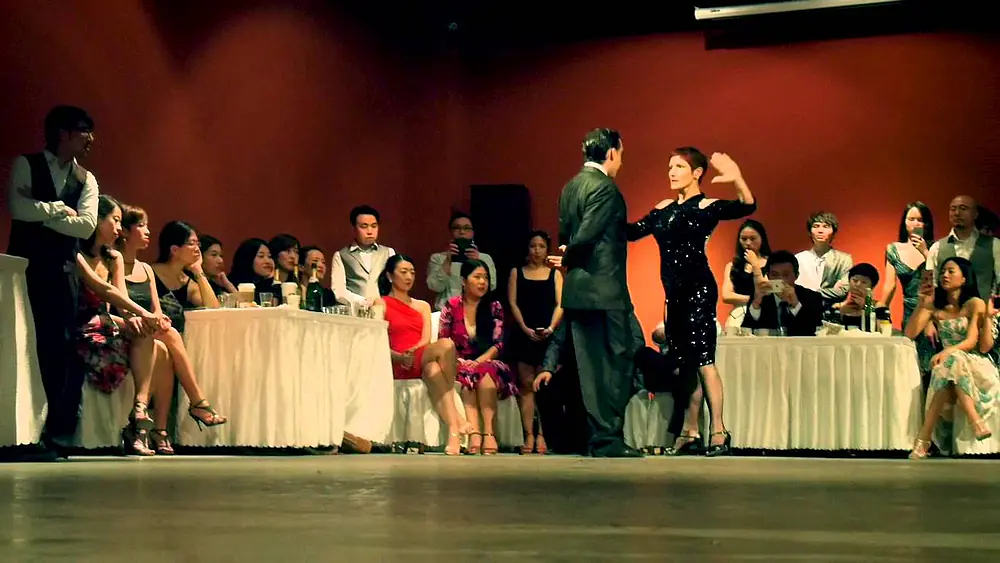 Video thumbnail for Pamper三周年大师表演 Jonathan Spitel & Aurora Lubiz 02