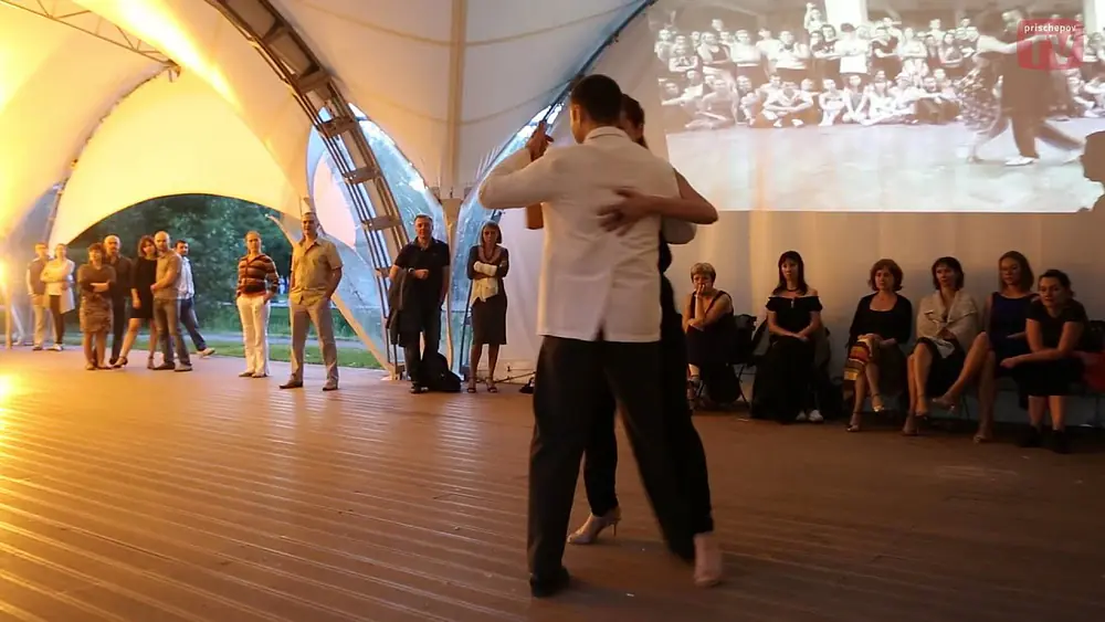 Video thumbnail for Alexander Krupnikov - Ekaterina Lebedeva, 2, Moscow, Prischepov Milonga Open-Air 19.06.2013