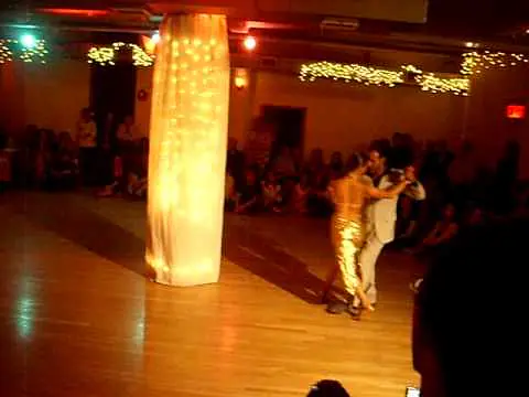 Video thumbnail for Argentine Tango - Claudio Villagra and Romina Levin: Bahía Blanca