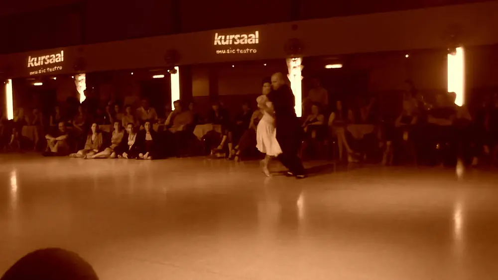 Video thumbnail for Esibizione Tango Alberto Colombo y Mariela Sametband 29 maggio 2009