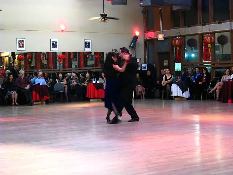 Video thumbnail for Eduardo Saucedo and Marisa Quiroga, La Milonga de Nora 4 of 4