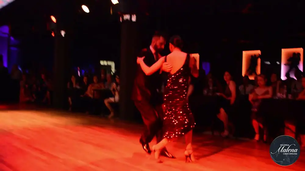 Video thumbnail for Roxana Suarez & Javier Rodriguez en la Noche Aniversario: 11 años de Milonga Malena!! 2/4