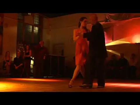 Video thumbnail for Raul MASCIOCCHI & Ariane LIAUTAUD at Negracha London 2009 (1/4)