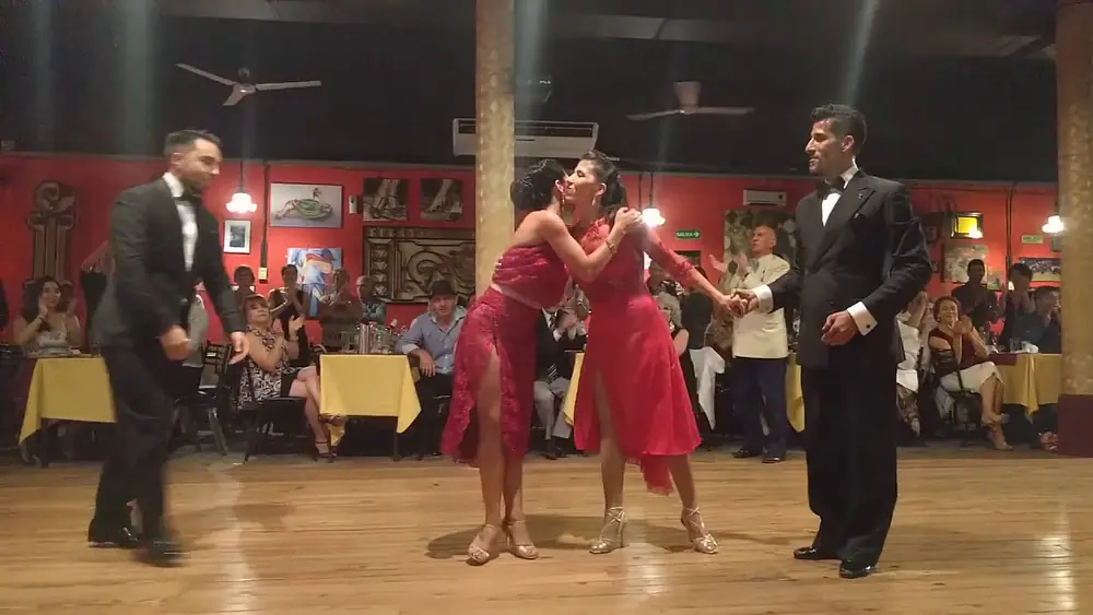 Video thumbnail for Clarisa Aragón, Jonathan Saavedra & Los Totis | LA CACHILA Osvaldo Pugliese | Tango | Club Gricel