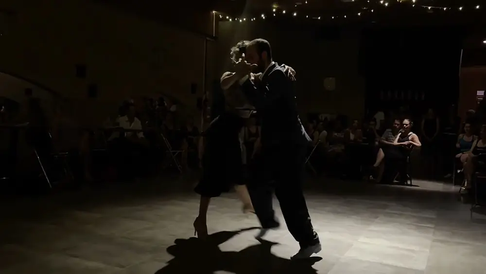 Video thumbnail for Pablo Rodríguez y Majo Martirena bailan Maldonado (3/4). Lirondo Milonga. 15/02/2022