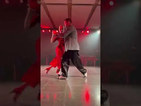 Video thumbnail for Delfina Pissani y Diego Valero ( El Tango es el Tango )