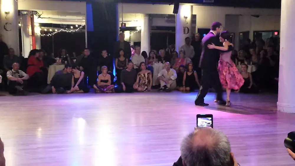 Video thumbnail for Argentine tango: Maria Olivera & Gustavo Benzecry Saba - Pobre Flor