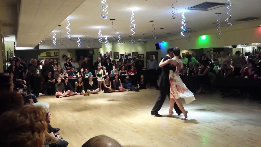 Video thumbnail for Argentine tango: Fabian Peralta & Josefina Bermudez Avila - La gayola