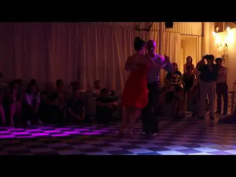 Video thumbnail for Javier Antar y Kara Wenham, 2-4, Buenos Aires, Milonga "La Bicicleta", 16.03.2015