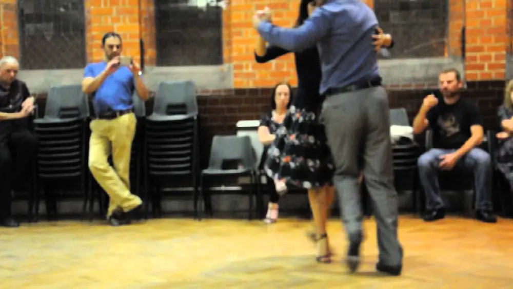 Video thumbnail for Vals with Cristian Petitto & Nayla Vacca at Reading Tango Club