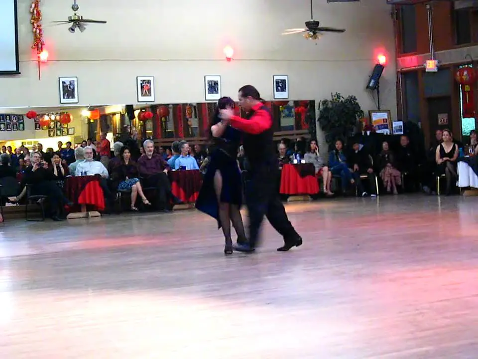 Video thumbnail for Eduardo Saucedo and Marisa Quiroga, La Milonga de Nora 2 of 4