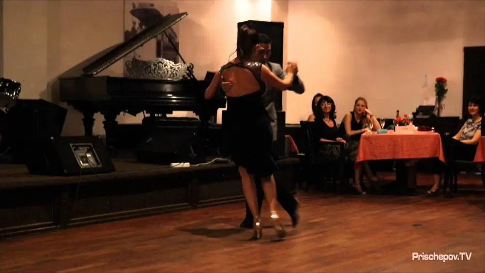 Video thumbnail for Miriam Copello & Cristian Correa, 3, Moscow, Milonga "El Abrazo" 20.04.2016