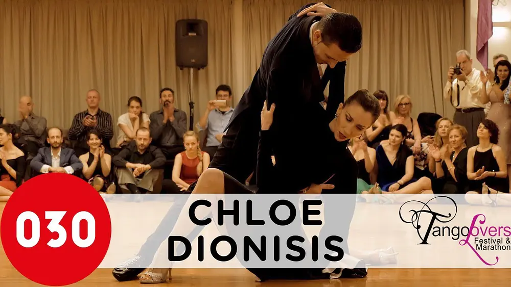 Video thumbnail for Chloe and Dionisis Theodoropoulos – Pa' que te oigan bandoneón