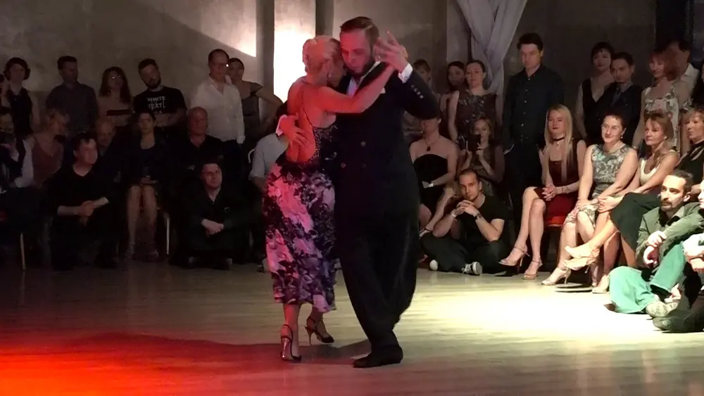 Video thumbnail for Stanislav Fursov & Alejandra Mantinan. (2) Milonga Ideal. 2017.07.07