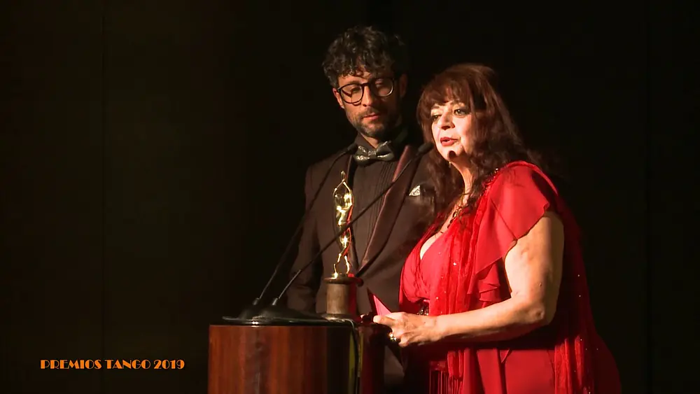 Video thumbnail for PREMIOS TANGO 2019 09 Honorifico Raul Bravo