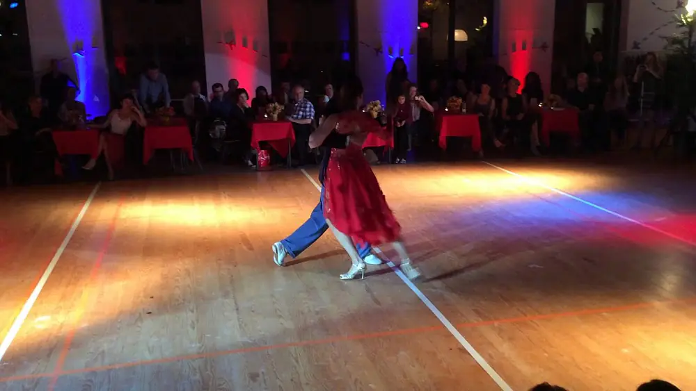 Video thumbnail for Leo Mosqueda e Carina Lucca - Milongueros All Aboard 2014