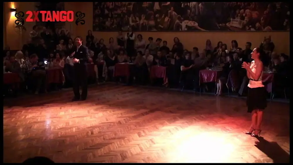 Video thumbnail for Roberto Zuccarino & Jesica Arfenoni Milonga en Salon Canning Ago 2011