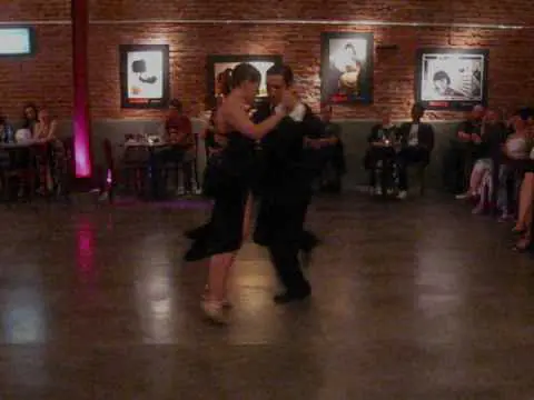 Video thumbnail for Juan Martin Carrara y Stefania Colina en LOCA!