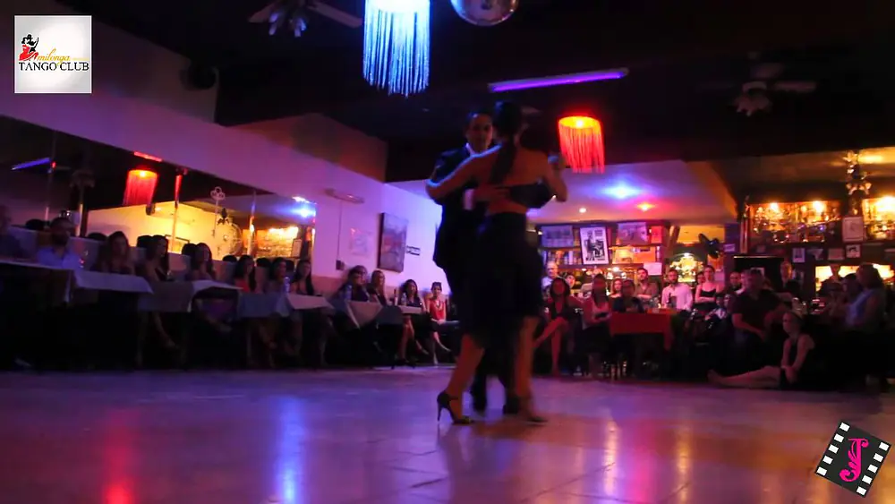 Video thumbnail for DAVID PALO y ANABELA BROGIOLI en el Tango Club Milonga (Tango)