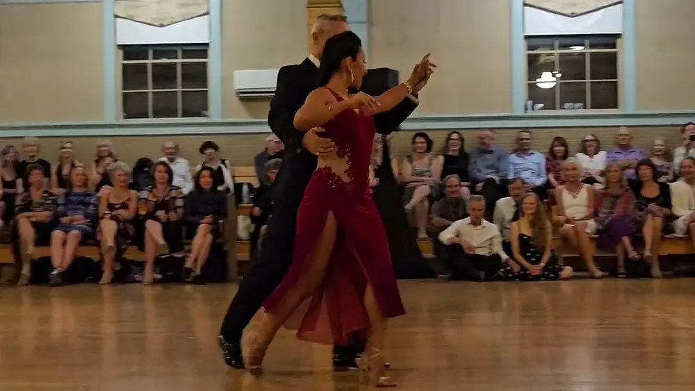 Video thumbnail for Paloma Berrios & Maximiliano Alvarado at Burning tango (2 of 2)