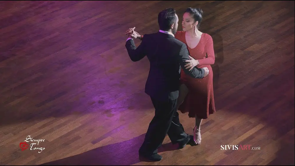 Video thumbnail for Clarisa Aragon & Jonathan Saavedra - A los Amigos - Osvaldo Pugliese by SivisArt