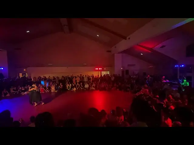 Video thumbnail for Roxana Suarez y Sebastian Achaval con El Cachivache en el Festival de Lyon 2022 Milonga