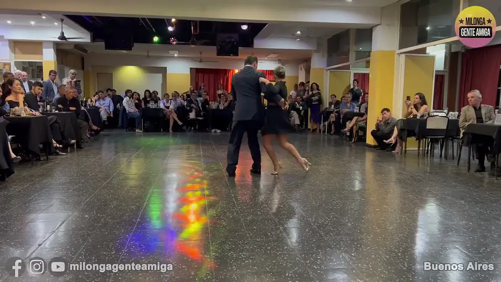 Video thumbnail for Alvaro Salas y Julieta Cappiello - Milonga Gente Amiga - 02/ABR/2023 (3/3)