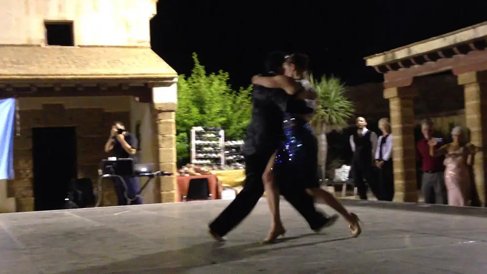 Video thumbnail for FITA Tango Festival - Junio 2015 José Vazquez y Anna Yarigo 2 - Milonga