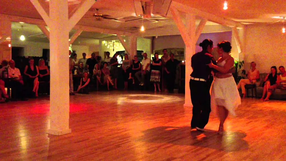 Video thumbnail for Anna Sol & Aldo Velásquez, tango, La vida es corta, Ricardo Tanturi, M2Tango, Copenhagen Sep 2013