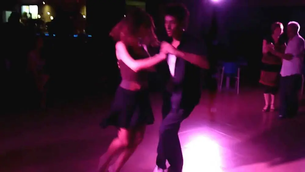 Video thumbnail for german cuestas  y maria mondino milongueando