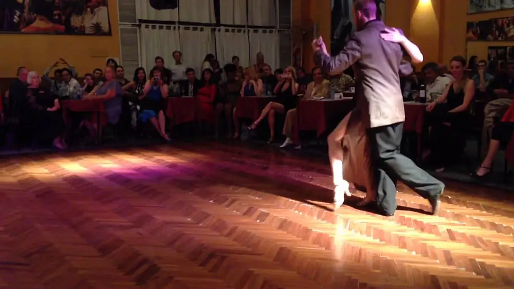 Video thumbnail for Liz & Yannick Vanhove / Parakultural 15/05/2015 -(2/3)