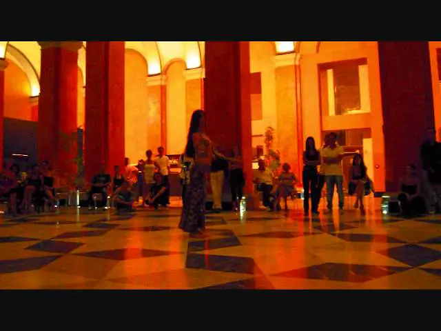 Video thumbnail for Pamela marmol festival rosso tango 2011.wmv