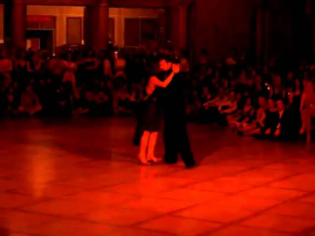 Video thumbnail for Diego El Pajaro Riemer y Maria Belen Giachello, "Fumando espero"