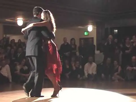 Video thumbnail for Alex Krebs & Rachel Greenberg - Gente Amiga (Osvaldo Pugliese) - Portland ValenTango 2009