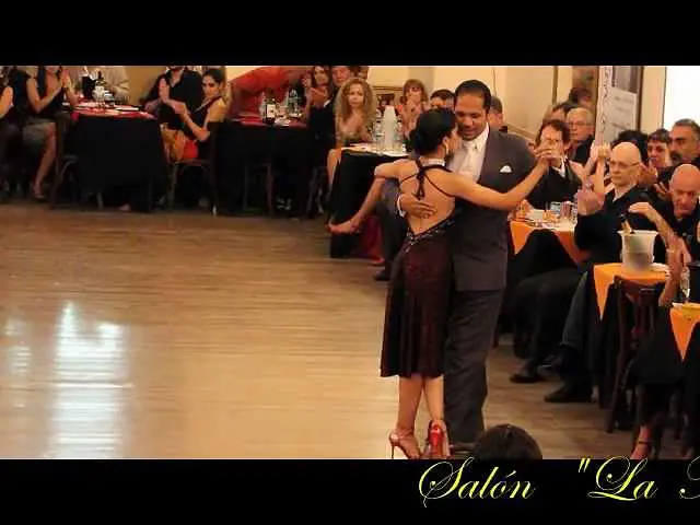 Video thumbnail for Frank Obregon y Jenny Gil en "Yira - Yira Milonga"