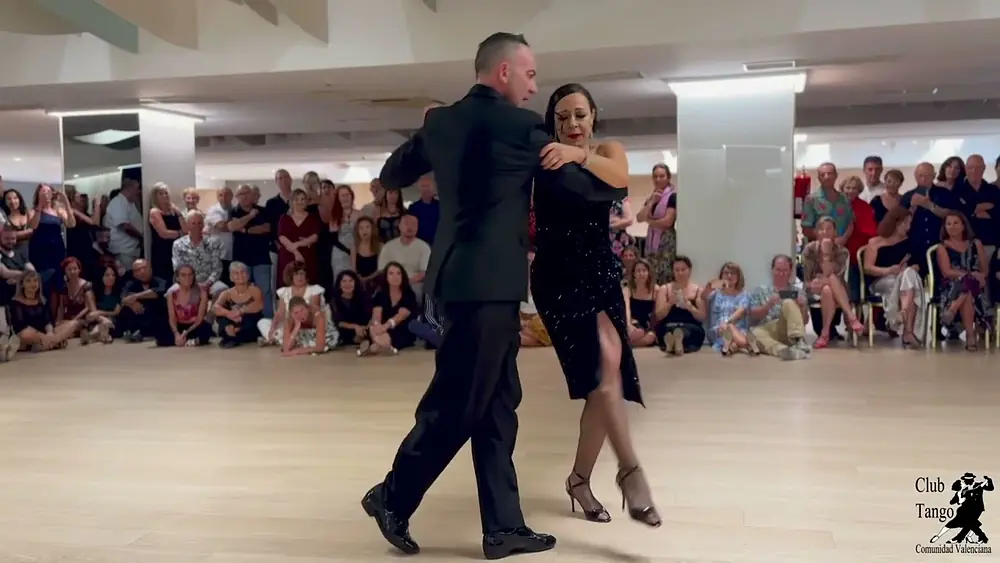 Video thumbnail for Joe Corbata & Lucila Cionci  3;  XXI Encuentro Club Tango Comunidad Valenciana 11/10/24