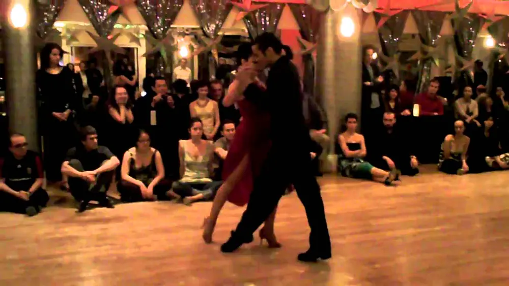 Video thumbnail for Brian Nguyen & Yuliana Basmajyan @ Dancesport NYC (2)