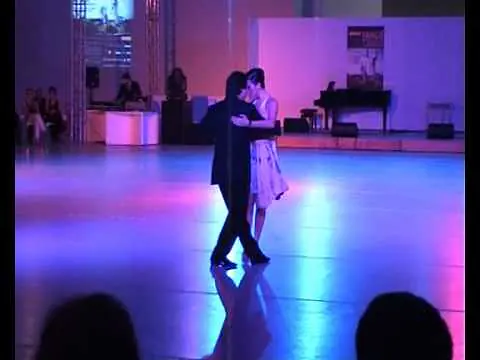 Video thumbnail for ETC in Torino 2010 - Miguel Angel Zotto y Daiana Guspero - 1 of 2 (19.06.2010)