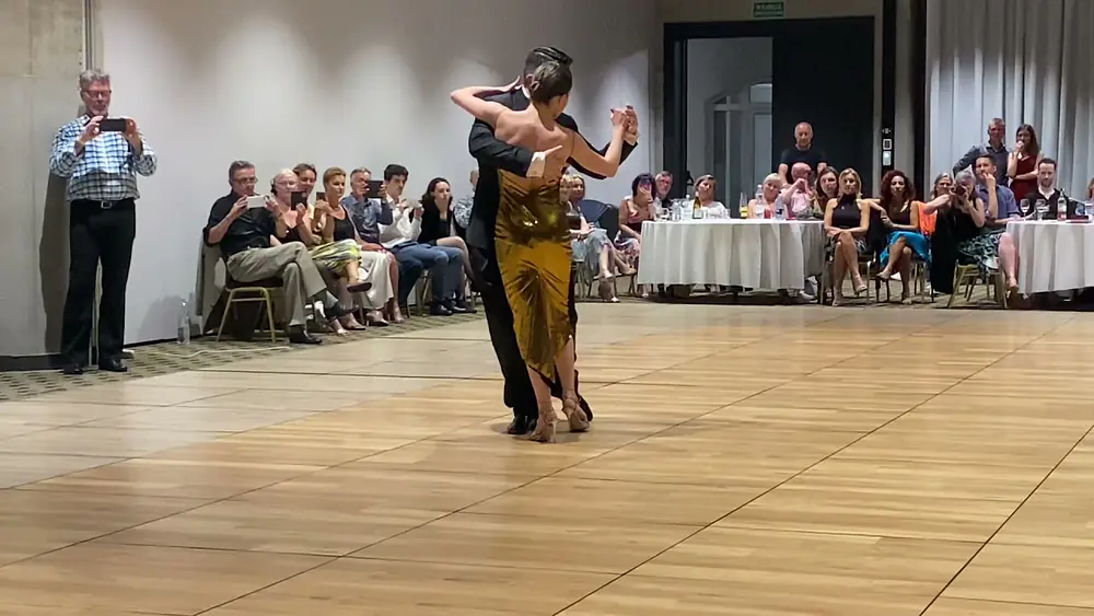 Video thumbnail for Tekla Gogrichiani  & Julio Saavedra (1/4) - Sin Palabras | Tango Libre, 2021