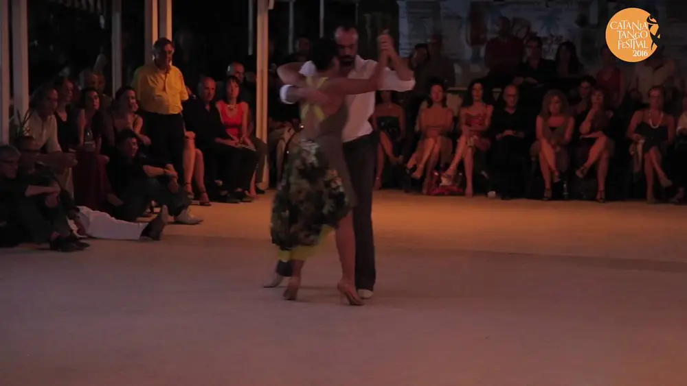Video thumbnail for Catania Tango Festival 2016 - Pablo Rodriguez, Corina Herrera (2/4)