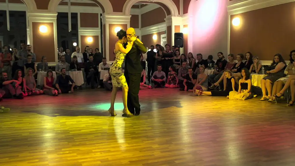 Video thumbnail for Martin Lutsch y Delia Dragut - Tango Cazino 2015 - 4/4