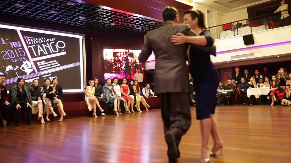 Video thumbnail for SITM 2015, Grand Milonga, Facundo De La Cruz y Paola Sanz 1/3