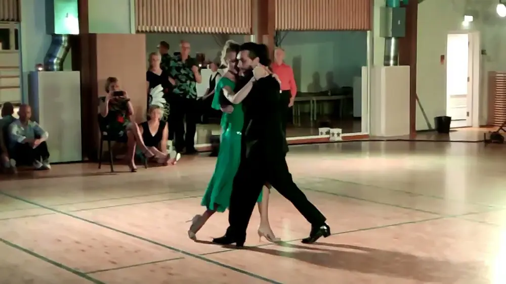 Video thumbnail for Somer Surgit & Jessica Štšerbakova, tango Pensalo bien at Ruskatango 2022