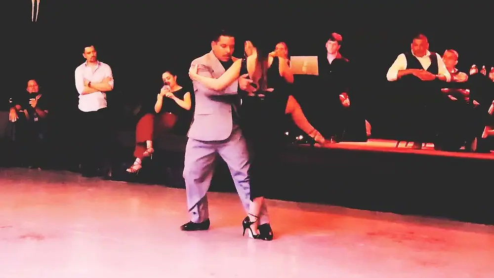 Video thumbnail for demo show FATIMA LARACOCH Y BRENNO MARQUES op zondag 19 mei 2025 dans 2