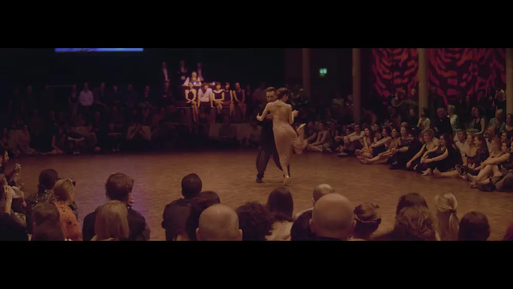 Video thumbnail for Chicho Mariano Frumboli y Adelma Rago bailan "Quiero verte una vez mas" por Adolfo Berón