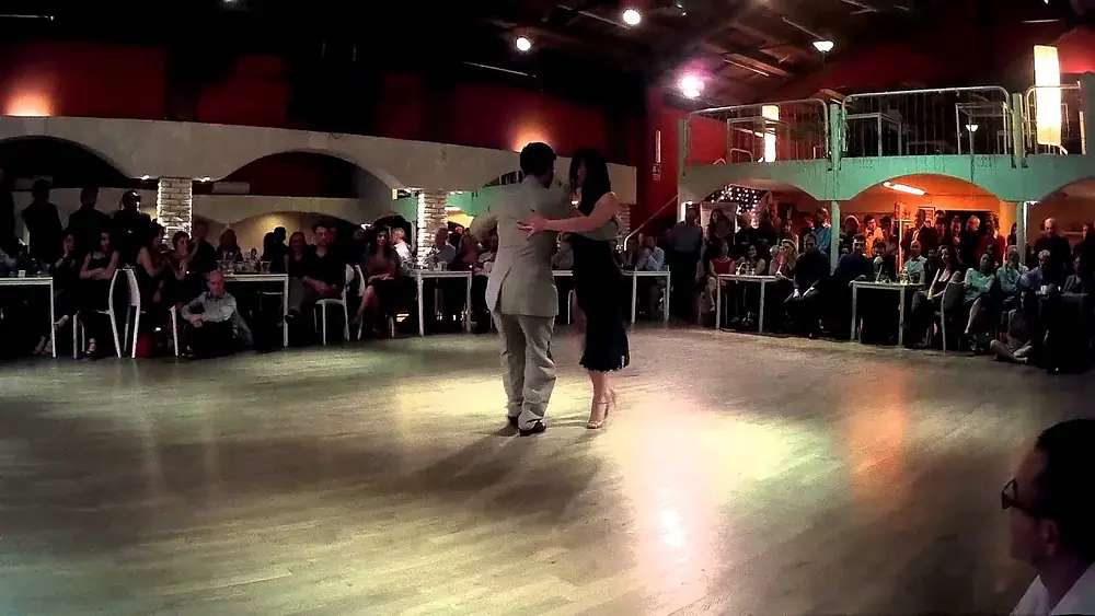 Video thumbnail for Cristhian Sosa Y Melina Mouriño - La Cicatriz - Barrio Tango - Roma 20/02/2015