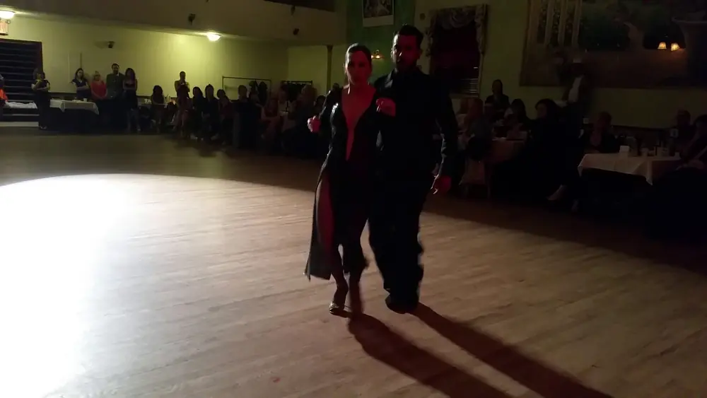 Video thumbnail for Argentine tango: Romina Levin & Leandro Gomez @ Astoria